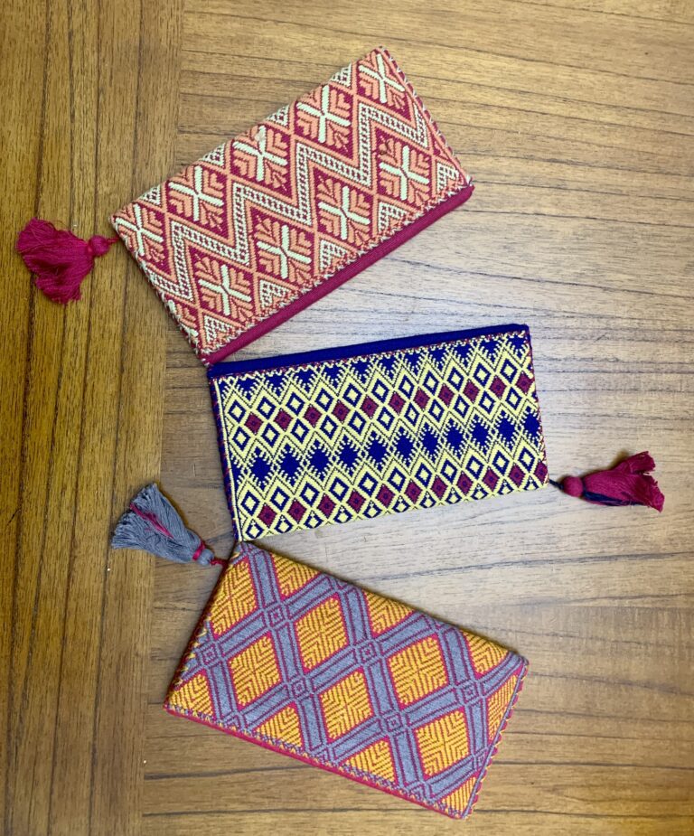 B05A9944 8E6E 422F A47A 6CD8EB1D84A1 768x925