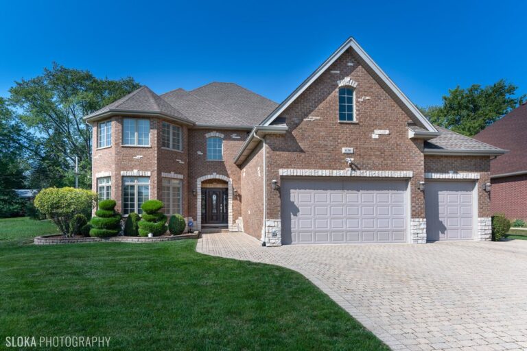 Addison Realtor 768x512