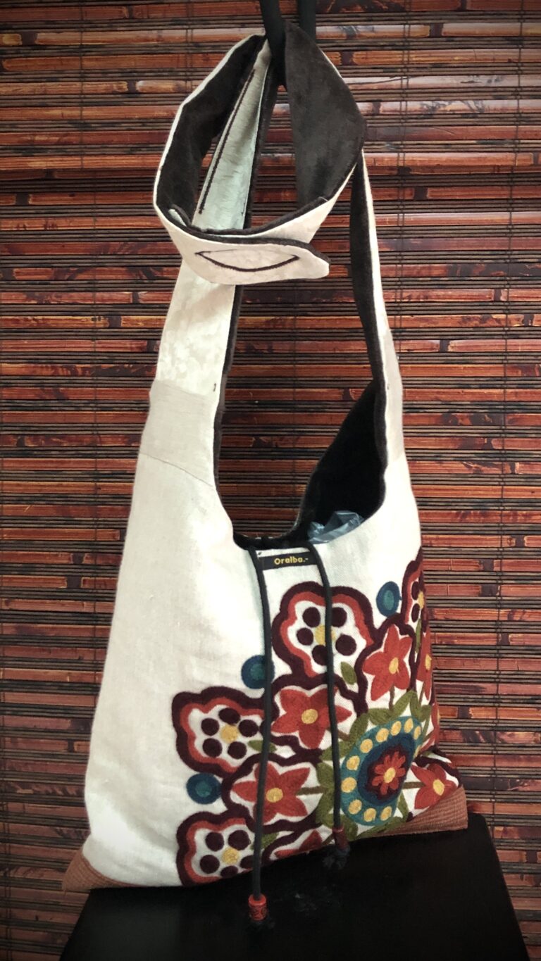 Wearable Art by Oralba.  768x1365