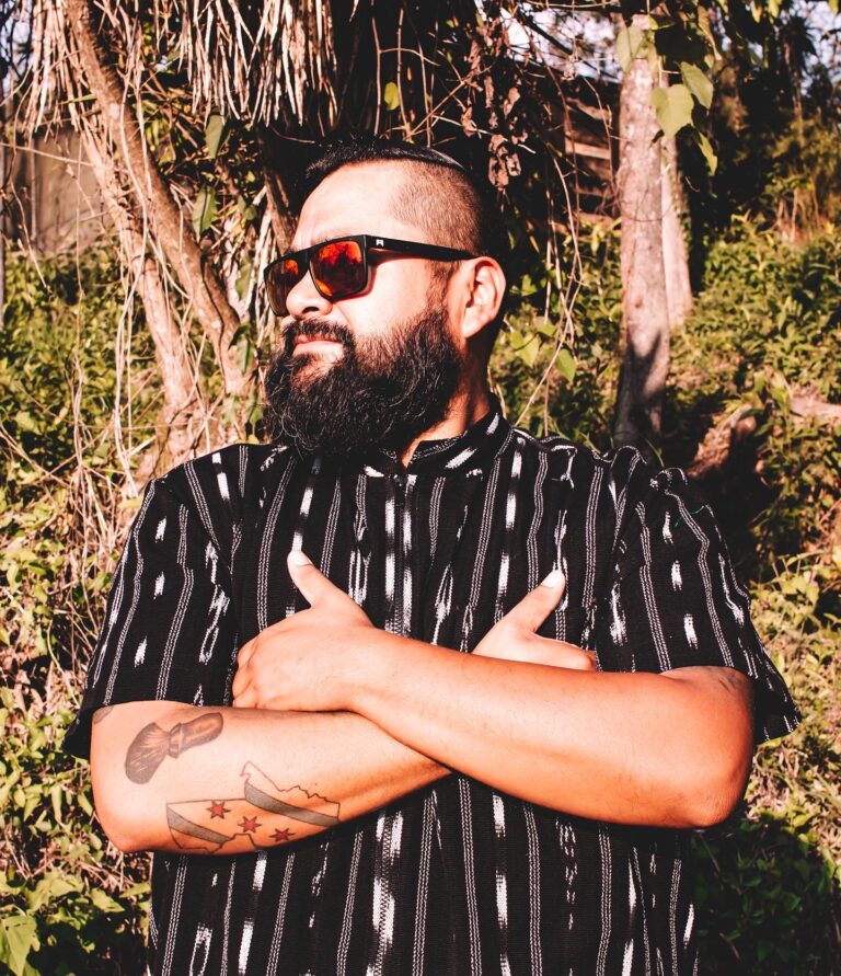 6687557D 6371 4359 BCA6 EFF7F187F501 768x891